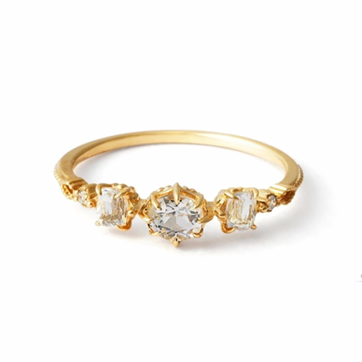 Lilianna - White Crystal Ring - ELIORA