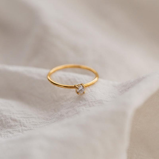 Little Star Pinkie Ring - ELIORA