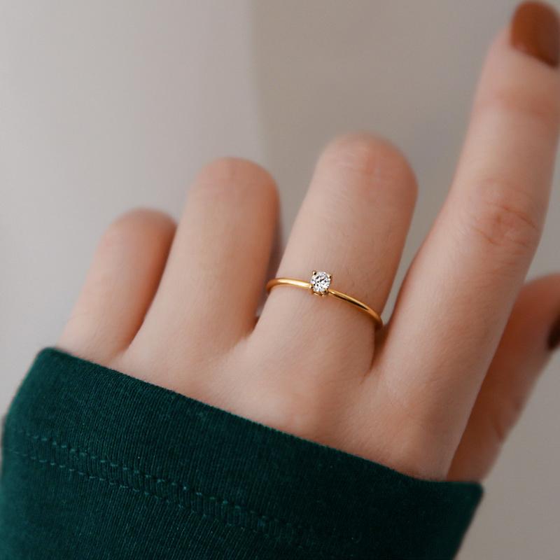 Little Star Pinkie Ring - ELIORA