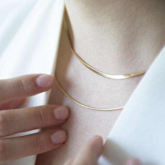 Swirl Light Necklace - ELIORA