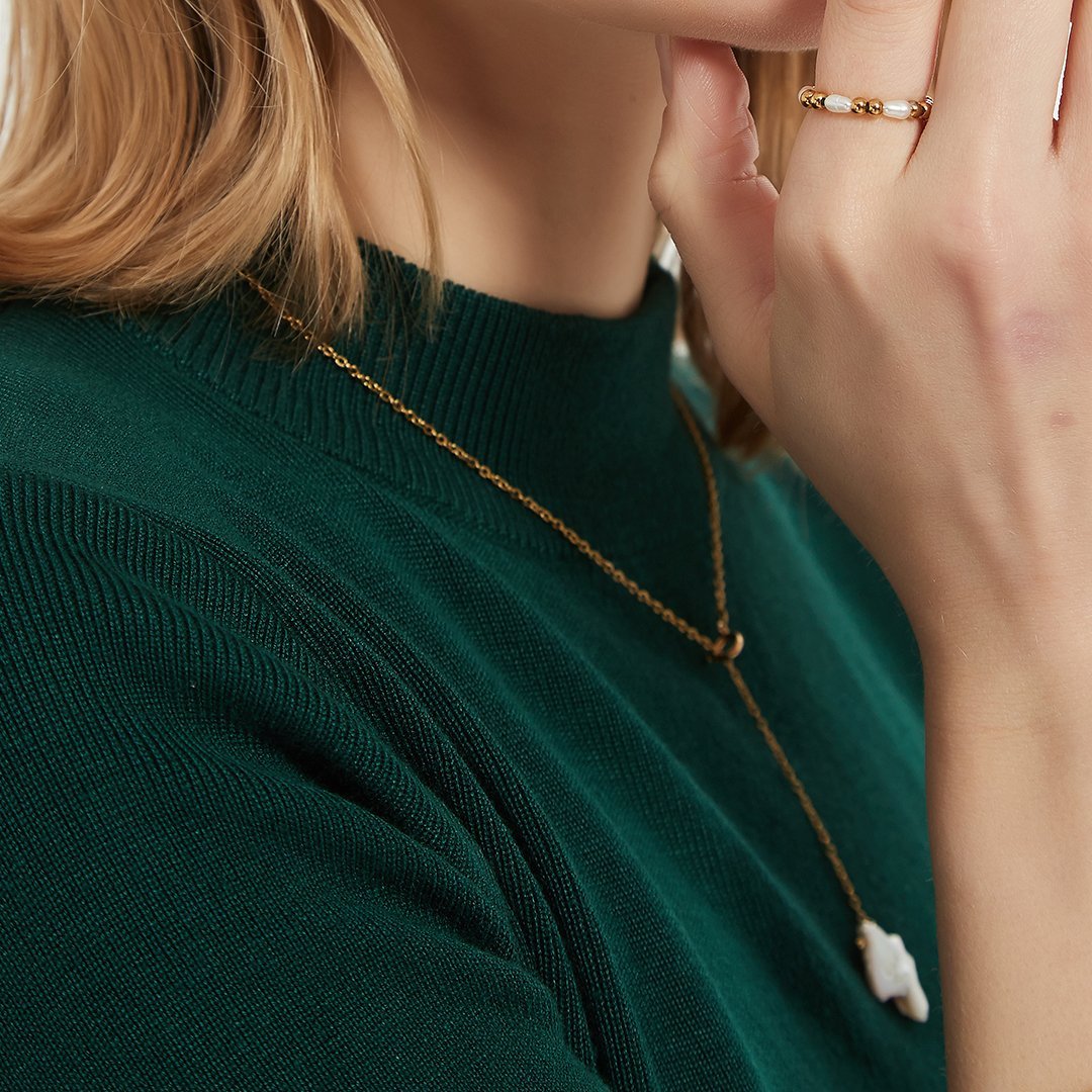 Timeless Pearly Necklace - ELIORA