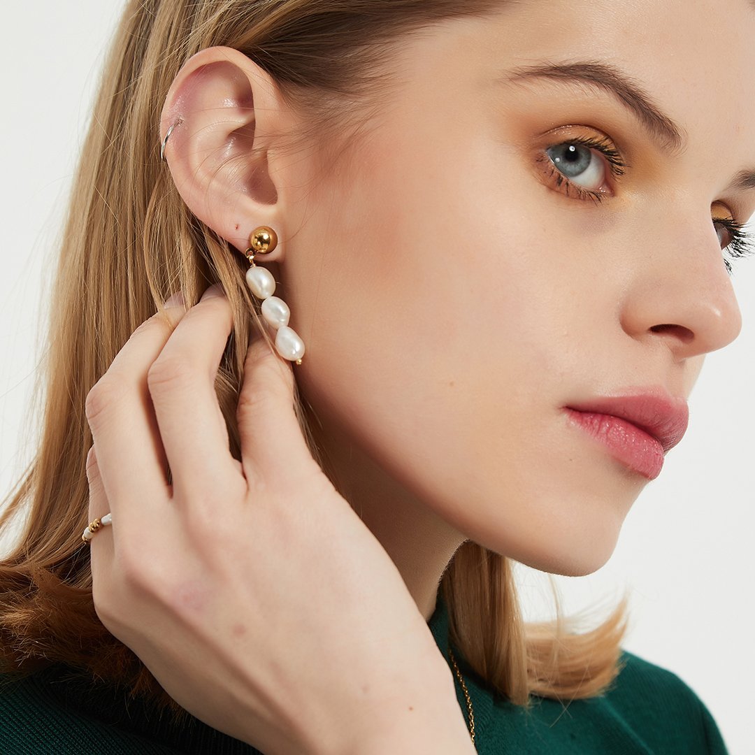 Serene Pearls Drop Mismatched Earrings - ELIORA